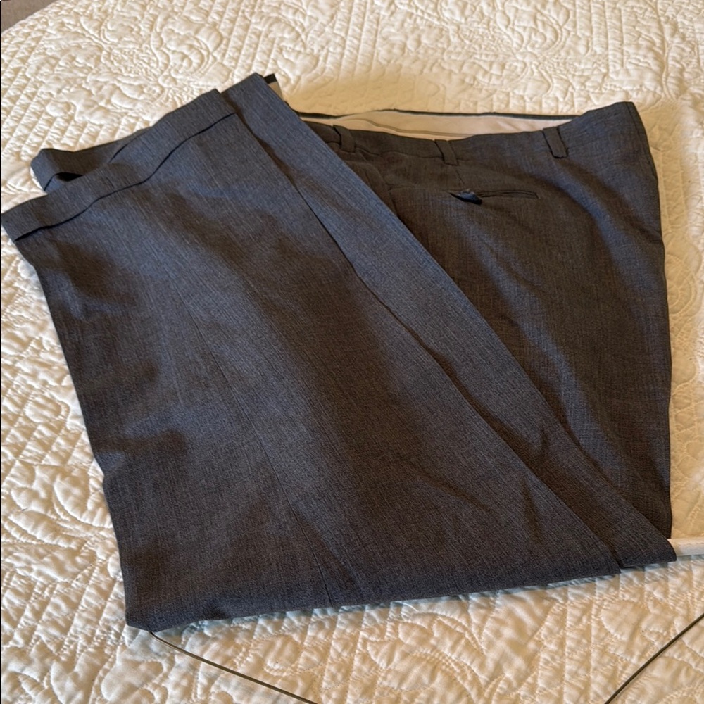 Hart Schaffner Marx Gray Trousers Size 40